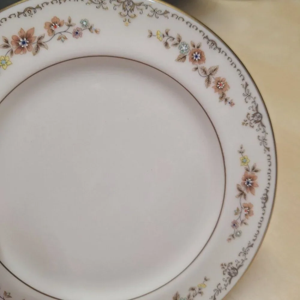 Gorham Long Meadow China Plate Small Bread Butter 6.5 Inch Gold Flowers USA‎